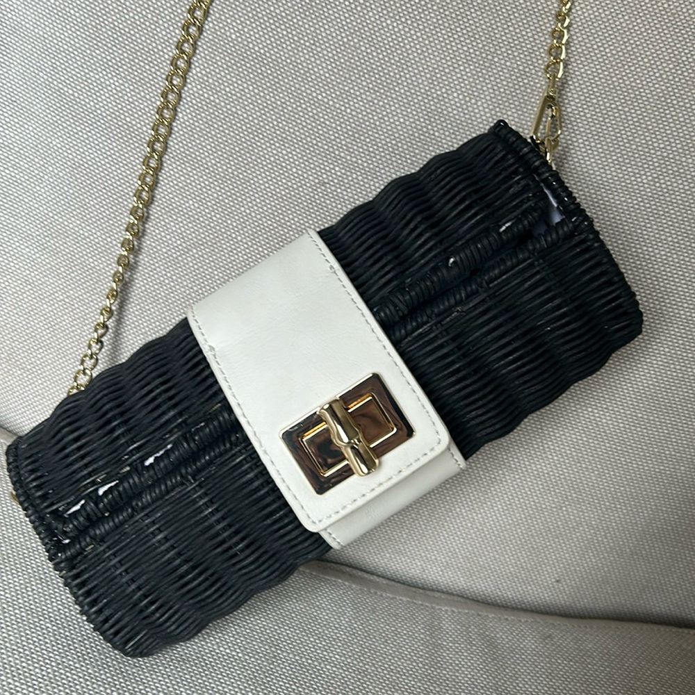 CLUTCH Black Rattan & Ivory Leather with Detachable Goldtone chain Lined EUC